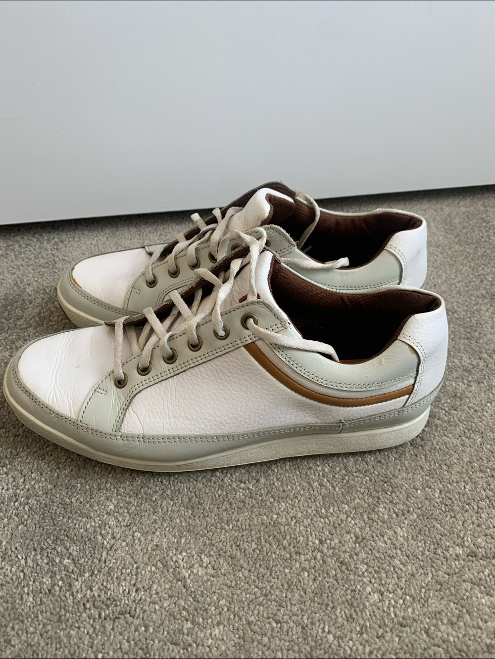 FootJoy Men’s White and Light Gray Leather Sneakers